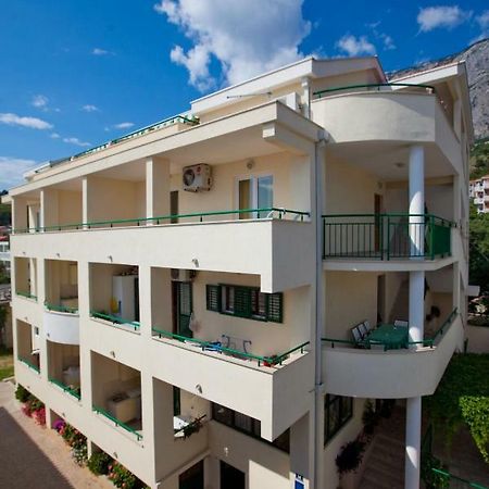 Apartments Smiljka II Tučepi Exterior foto